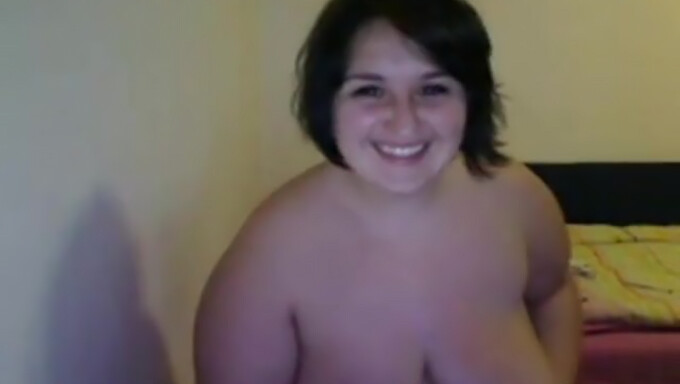 Watch A Beautiful Fat Woman With Big Boobs On Webcam